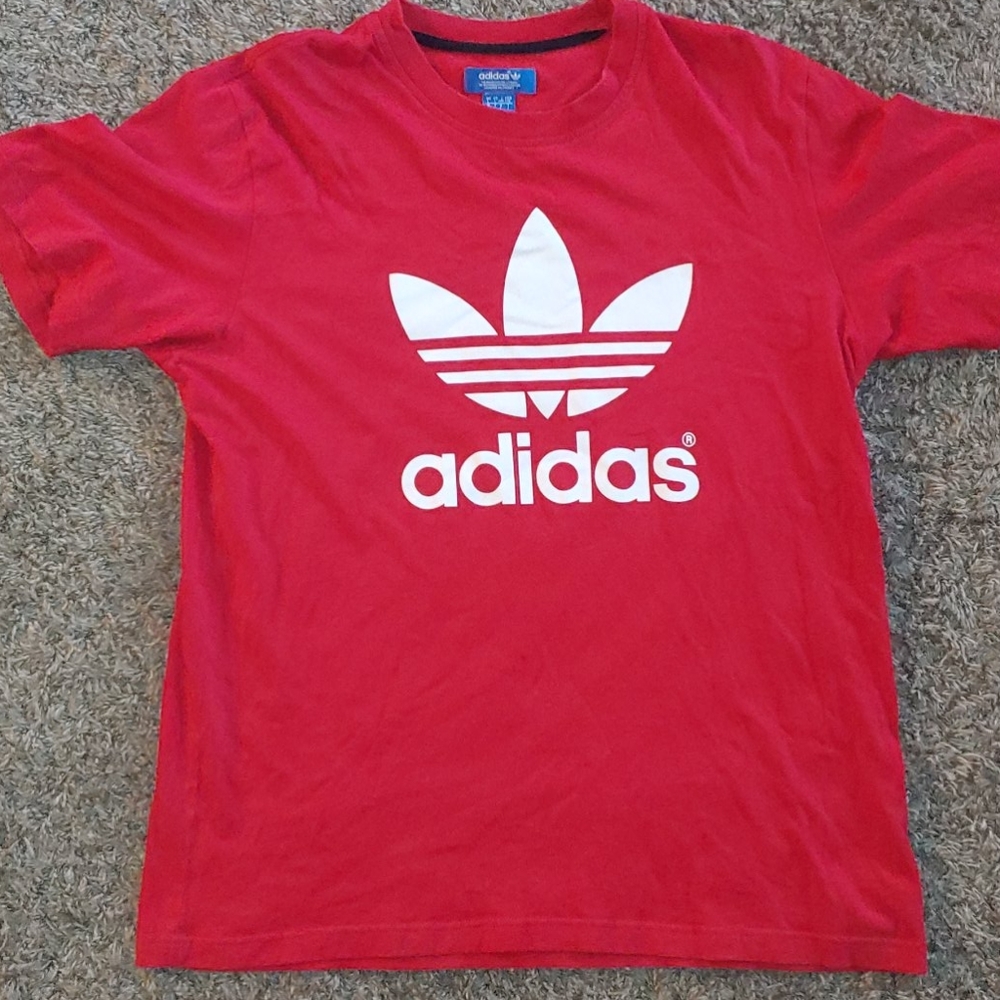 Adidas Tshirt